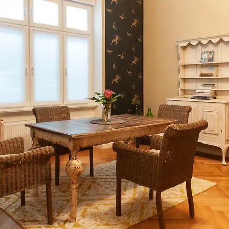 Studio Apartment Berlin דירה *