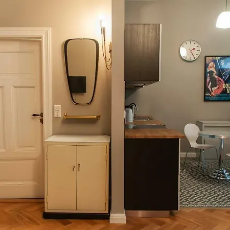 Studio Apartment Berlin *